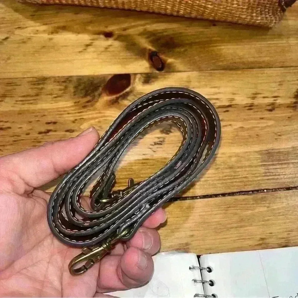 Fossil Woven Straw look Boho circle handle hand bag purse with shoulder strap - Picture 15 of 15